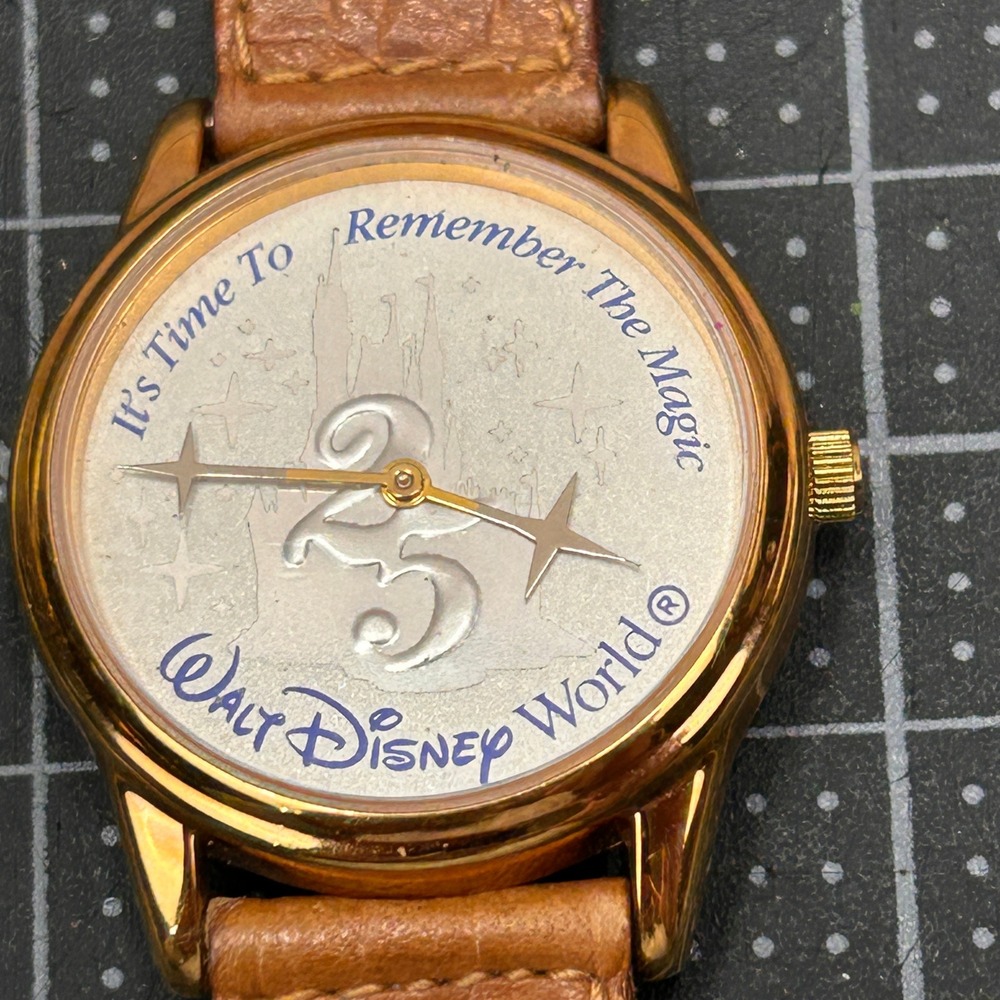 Vintage 1997 Disney World 25th‎ Anniversary Watch Kodak Braided Leather Strap